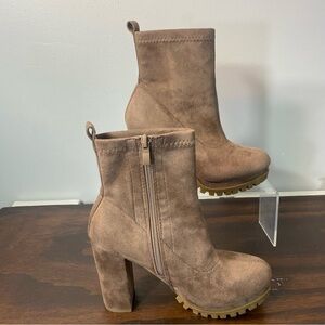 Top Moda Size 6.5 Leslie Brown Faux Suede Zipper Boots